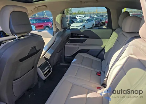 2024 Lincoln Nautilus Premiere z USA, uszkodzony, nr VIN 5LMPJ8J42RJ878069